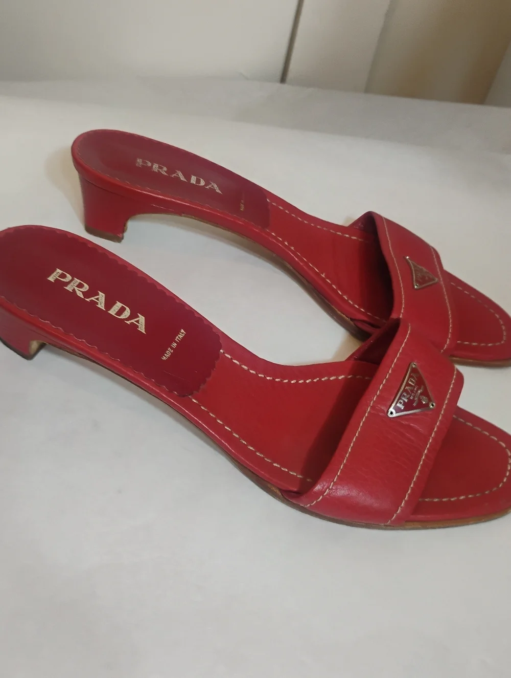 PRADA Iconic Logo Triangle Logo Heeled Red Leather PhoSexy Leather Size 38 Y2K - Picture 4 of 15